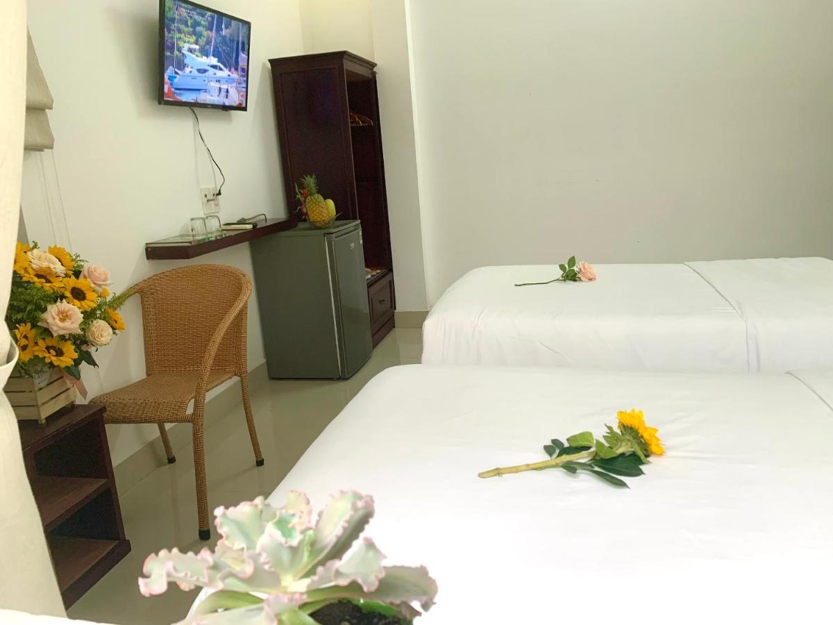 Ngoc Sinh Homestay ฮอยอัน ภายนอก รูปภาพ