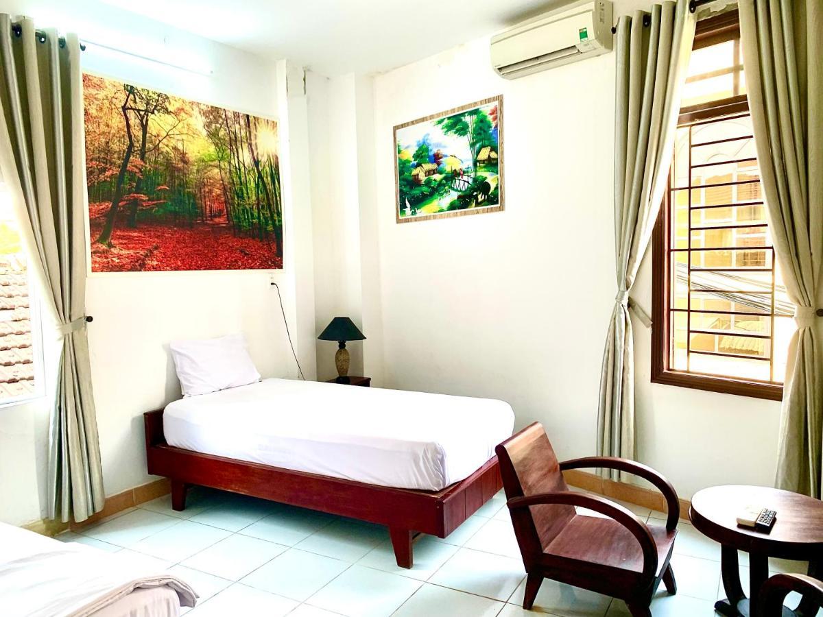 Ngoc Sinh Homestay ฮอยอัน ภายนอก รูปภาพ